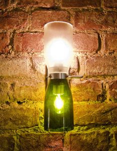 industrial leuchte wandleuchte doppelleuchte upcycling champagnerflaschen